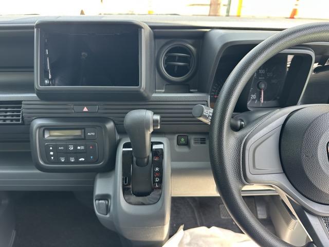 Ｎ－ＶＡＮ Ｇ　２ＷＤ　ＣＶＴ　ホンダセンシング　マルチリフレクターハロゲンヘッドライト　運転席用＆助手席用ｉ－ＳＲＳエアバッグシステム　アクセサリーソケット（ＤＣ１２Ｖ）　ユーティリティーナット　届出済未使用車（16枚目）