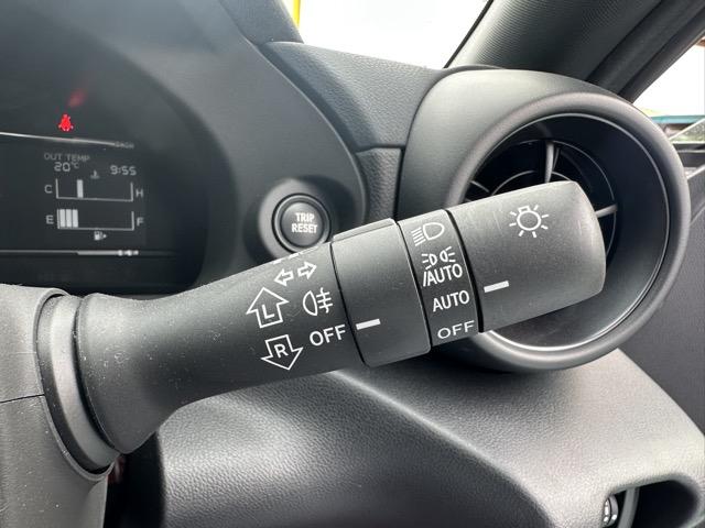 ＧＲ８６ ＲＺ　走行距離６，７９８ＫＭ　６ＭＴ　ＥＴＣ　スマートキー　ＬＥＤヘッドライト　フルオートエアコン　シートヒーター　革巻きハンドル　オートクルーズコントロール　アルミホイール　電動格納ドアミラー（20枚目）