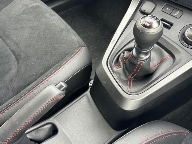 ＧＲヤリス ＲＺ　ハイパフォーマンス　走行距離２，６７８ＫＭ　４ＷＤ　６ＭＴ　純正ナビゲーション　バックカメラ　ＥＴＣ　スマートキー　ＬＥＤヘッドライト　フルオートエアコン　シートヒーター　ＪＢＬスピーカー　オートクルーズコントロール（23枚目）