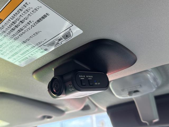 クリッパーリオ Ｇ　ＣＶＴ　ナビゲーション　バックカメラ　スマートキー　ＬＥＤライト　両側パワースライドドア　オートステップ　ドアミラーウィンカー　革巻きハンドル　ルーフコンソール　フルオートエアコン　シートヒーター（25枚目）