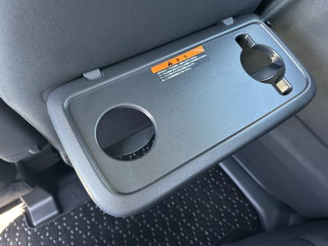 ルークス ハイウェイスター　Ｘ　両側パワースライドドア　純正ナビゲーション　アラウンドビューモニター　スマートキー　ＬＥＤヘッドライト　フルオートエアコン　ロールサンシェード　シートバックテーブル　サーキュレーター　フォグランプ（8枚目）