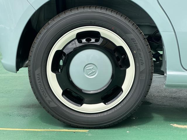 Ｎ－ＢＯＸ ファッションスタイル　コンフォートパッケージ装着車／運転席・助手席シートヒーター　パワースライドドア　リアセンターアームレスト　シートバックテーブル　オートリトラミラー　ホンダセンシング　ＬＥＤヘッドライト　届出済未使用車（16枚目）