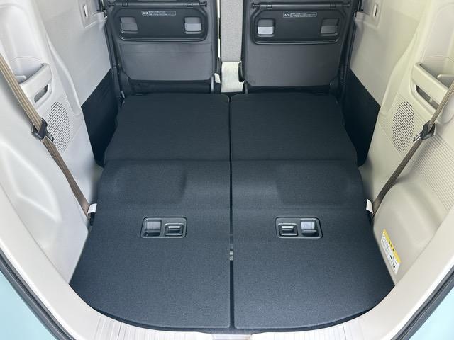 Ｎ－ＢＯＸ ファッションスタイル　コンフォートパッケージ装着車／シートヒーター　パワースライドドア　リアセンターアームレスト　シートバックテーブル　オートリトラミラー　ホンダセンシング　ＬＥＤヘッドライト　ディーラー試乗車（14枚目）