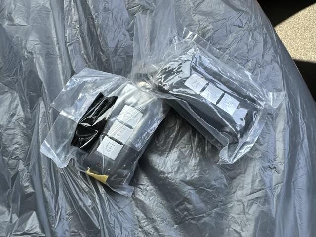 デリカＤ：５ シャモニー　７人乗り　特別仕様車　オリジナルナビ取付パッケージ装着車　ＣＨＡＭＯＮＩＸ専用装備／コンビネーションシート生地　木目調アクセントパネル　デカール　フロントグリル　アルミホイール（39枚目）