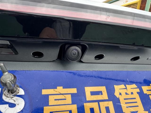 フロンクス ベースグレード　２ＷＤ　全方位モニター付メモリーナビゲーション　セーフティサポート　ＬＥＤヘッドランプ　アダプティブクルーズコントロール　電動パーキングブレーキ　シートヒーター　本革巻ステアリング　登録済未使用車（11枚目）