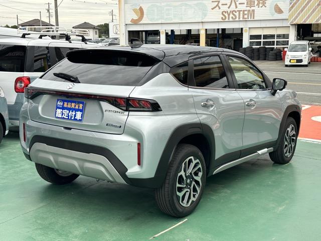 フロンクス ベースグレード　２ＷＤ　全方位モニター付メモリーナビゲーション　セーフティサポート　ＬＥＤヘッドランプ　アダプティブクルーズコントロール　電動パーキングブレーキ　シートヒーター　本革巻ステアリング　登録済未使用車（14枚目）