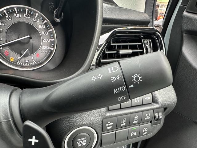 フロンクス ベースグレード　２ＷＤ　全方位モニター付メモリーナビゲーション　セーフティサポート　ＬＥＤヘッドランプ　アダプティブクルーズコントロール　電動パーキングブレーキ　シートヒーター　本革巻ステアリング　登録済未使用車（27枚目）