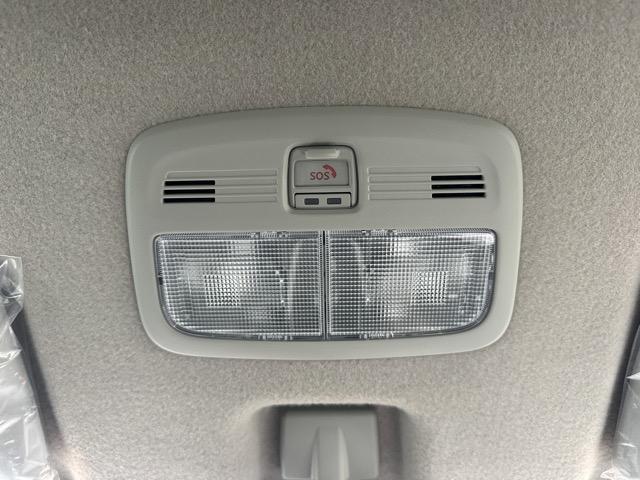 フロンクス ベースグレード　２ＷＤ　全方位モニター付メモリーナビゲーション　セーフティサポート　ＬＥＤヘッドランプ　アダプティブクルーズコントロール　電動パーキングブレーキ　シートヒーター　本革巻ステアリング　登録済未使用車（29枚目）