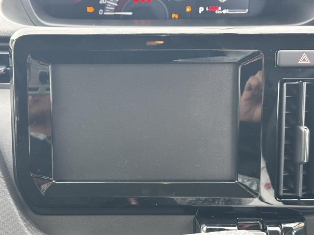 ソリオバンディット ハイブリッドMV スマートキー LEDヘッドライト 両側パワースライドドア フルオートエアコン ロールサンシェード シートバックテーブル サーキュレーター ヘッドアップディスプレイ 革巻きハンドル 登録済未使用車(21枚目)