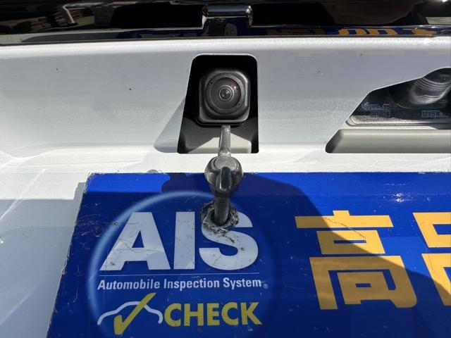 タフト Gターボ ダーククロムベンチャー 特別仕様車 9インチスマホ連携ディスプレイオーディオ スマートアシスト LEDヘッドランプ スカイフィールトップ 運転席・助手席シートヒーター 電動パーキングブレーキ バックモニター 届出済未使用車(10枚目)