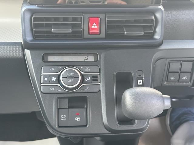 タント Xリミテッド 9インチスマホ連携ディスプレイオーディオ 両側パワースライドドア スマートアシスト LEDヘッドランプ 電動パーキングブレーキ 運転席・助手席シートヒーター シートバックテーブル 届出済未使用車(26枚目)