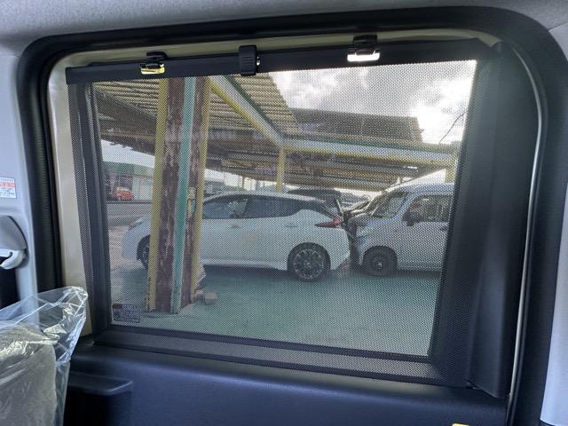 タント Ｘリミテッド　９インチスマホ連携ディスプレイオーディオ　両側パワースライドドア　スマートアシスト　ＬＥＤヘッドランプ　電動パーキングブレーキ　運転席・助手席シートヒーター　シートバックテーブル　届出済未使用車（10枚目）