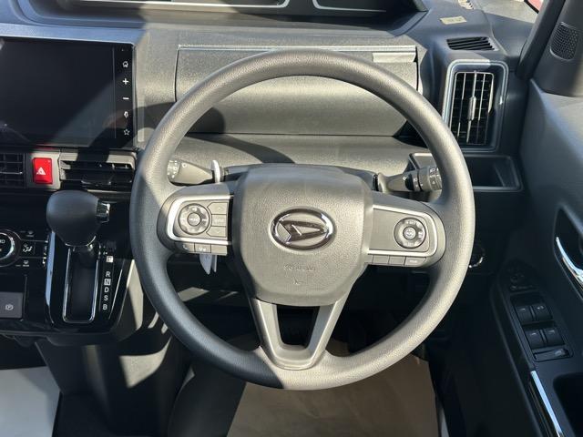 タント カスタムＸリミテッド　特別仕様車　スマートクルーズパック　９インチスマホ連携ディスプレイオーディオ　スマートアシスト　ＬＥＤヘッドランプ　両側パワースライドドア　電動パーキングブレーキ　ロールサンシェード　届出済未使用車（9枚目）