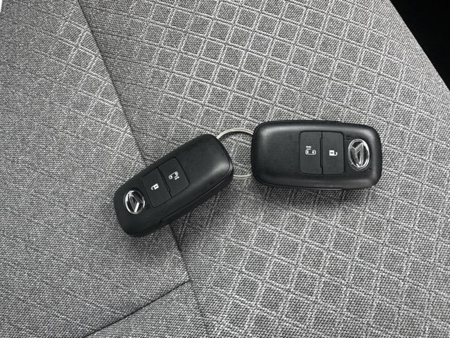 タント Ｘ　パノラマアップグレードパック　スマートキー　ＬＥＤヘッドライト　片側パワースライドドア　オートエアコン　シートヒーター　ＵＳＢ充電ソケット　ロールサンシェード　シートバックテーブル　ディーラー試乗車（18枚目）