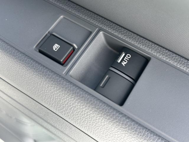 Ｎ－ＶＡＮ Ｇ　２ＷＤ　ＣＶＴ　ホンダセンシング　マルチリフレクターハロゲンヘッドライト　運転席用＆助手席用ｉ－ＳＲＳエアバッグシステム　アクセサリーソケット（ＤＣ１２Ｖ）　キーレスエントリー　届出済未使用車（15枚目）