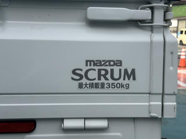 スクラムトラック ＫＣ　２ＷＤ　５ＭＴ　純正ラジオ　オートライト　エアコン　パワステ（9枚目）