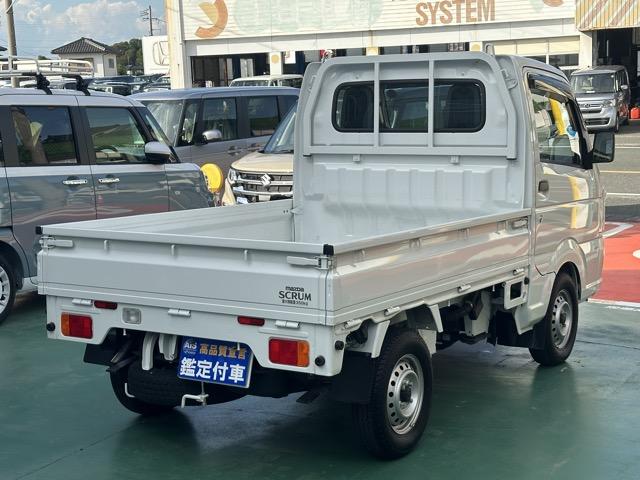 スクラムトラック ＫＣ　２ＷＤ　５ＭＴ　純正ラジオ　オートライト　エアコン　パワステ（12枚目）