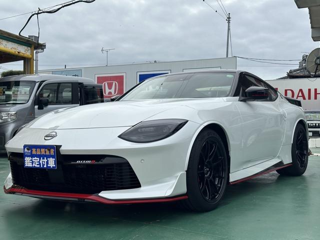 フェアレディＺ ニスモ　９ＡＴ　ＮＩＳＭＯ専用チューニング＆エクステリア＆インテリア　ＮｉｓｓａｎＣｏｎｎｅｃｔナビゲーション　ＥＴＣ２．０　ＬＥＤヘッドランプ　レイズ製１９インチ鍛造ＡＷ　パドルシフト　レカロ製シート（4枚目）
