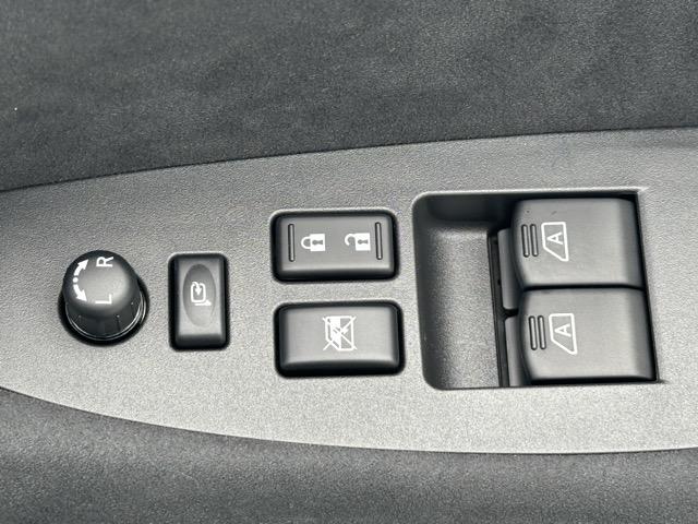 フェアレディＺ ニスモ　９ＡＴ　ＮＩＳＭＯ専用チューニング＆エクステリア＆インテリア　ＮｉｓｓａｎＣｏｎｎｅｃｔナビゲーション　ＥＴＣ２．０　ＬＥＤヘッドランプ　レイズ製１９インチ鍛造ＡＷ　パドルシフト　レカロ製シート（14枚目）