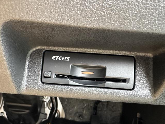 フェアレディＺ ニスモ　９ＡＴ　ＮＩＳＭＯ専用チューニング＆エクステリア＆インテリア　ＮｉｓｓａｎＣｏｎｎｅｃｔナビゲーション　ＥＴＣ２．０　ＬＥＤヘッドランプ　レイズ製１９インチ鍛造ＡＷ　パドルシフト　レカロ製シート（30枚目）