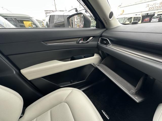 ＣＸ－５ ＸＤ　Ｌパッケージ　４ＷＤ　ＣＤ／ＤＶＤプレーヤー＋地上デジタルＴＶチューナー　Ｂｏｓｅサウンドシステム＋１０スピーカ－　スマートキー　ＬＥＤヘッドライト　バックカメラ　フルオートエアコン　シートヒーター　ＥＴＣ（28枚目）