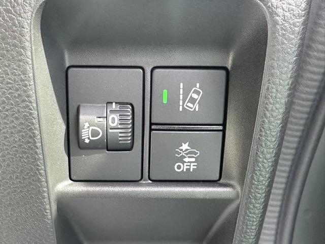 Ｎ－ＶＡＮ ファン　２ＷＤ　ＣＶＴ　純正ギャザズナビ・バックモニター付　ホンダセンシング　ＬＥＤヘッドランプ　アダプティブクルーズコントロール　スマートキー　オートエアコン　パーキングセンサー　電動格納式ドアミラー（17枚目）