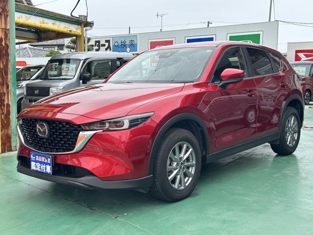 ＣＸ－５ ２０Ｓ　スマートエディション　純正オーディオ　全方位カメラ　ＥＴＣ　スマートキー　ＬＥＤヘッドライト　フルオートエアコン　電気式パーキングブレーキ　革巻きハンドル　オートクルーズコントロール　衝突被害軽減ブレーキ　オートライト（4枚目）