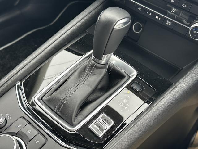 ＣＸ－５ ２０Ｓ　スマートエディション　純正オーディオ　全方位カメラ　ＥＴＣ　スマートキー　ＬＥＤヘッドライト　フルオートエアコン　電気式パーキングブレーキ　革巻きハンドル　オートクルーズコントロール　衝突被害軽減ブレーキ　オートライト（20枚目）
