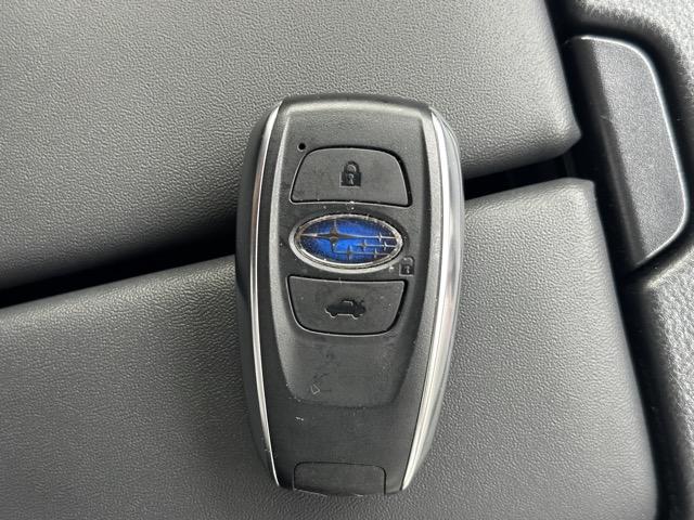 ＢＲＺ ＳＴＩ　スポーツ　走行距離６，９４１ＫＭ　Ｃ型　６ＭＴ　社外ディスプレイオーディオ　バックカメラ　スマートキー　ＬＥＤヘッドライト　フルオートエアコン　シートヒーター　革巻きハンドル　オートクルーズコントロール（27枚目）