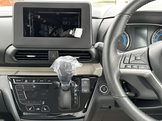 デリカミニ Ｇ　プレミアム　両側電動スライドドア　電動格納式ヒーテッドドアミラー　マイパイロット　ステアリングヒーター　デジタルルームミラー　マルチアラウンドモニター　リヤサーキュレーター　電動パーキングブレーキ　届出済未使用車（24枚目）
