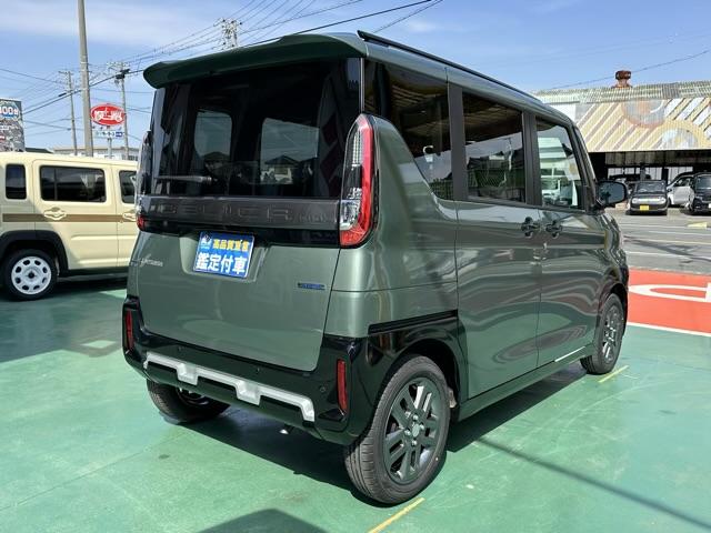 デリカミニ Ｇ　プレミアム　４ＷＤ　両側電動スライドドア　電動格納式ヒーテッドドアミラー　マイパイロット　ステアリングヒーター　デジタルルームミラー　アラウンドモニター　サーキュレーター　電動パーキングブレーキ　届出済未使用車（18枚目）