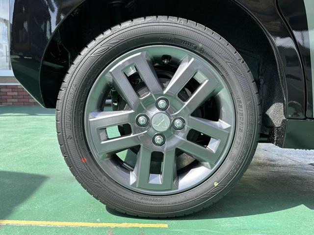 デリカミニ Ｇ　プレミアム　４ＷＤ　両側電動スライドドア　電動格納式ヒーテッドドアミラー　マイパイロット　ステアリングヒーター　デジタルルームミラー　アラウンドモニター　サーキュレーター　電動パーキングブレーキ　届出済未使用車（19枚目）