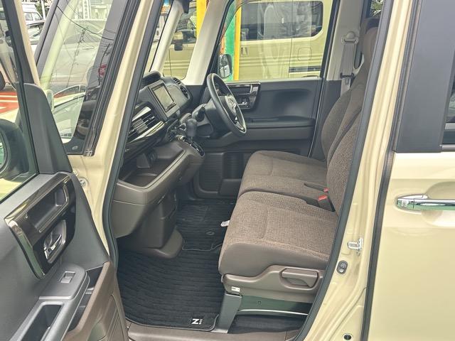 Ｎ－ＢＯＸ Ｌ　コーディネートスタイル　純正ナビ（ＶＸＭ－２２４ＶＦｉ）・バックモニター・ＥＴＣ付　ホンダセンシング　ＬＥＤヘッドランプ　両側パワースライドドア　電子制御パーキングブレーキ　シートヒーター　ロールサンシェード（6枚目）