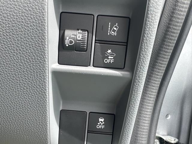 Ｎ－ＶＡＮ Ｇ　２ＷＤ　ＣＶＴ　ホンダセンシング　アダプティブクルーズコントロール　キーレスエントリー　オートエアコン　ＵＳＢ充電ソケット　ルーフコンソール　ローダウン（純正サスペンション有）（18枚目）