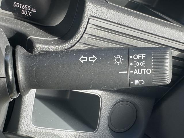 Ｎ－ＶＡＮ Ｇ　２ＷＤ　ＣＶＴ　ホンダセンシング　アダプティブクルーズコントロール　キーレスエントリー　オートエアコン　ＵＳＢ充電ソケット　ルーフコンソール　ローダウン（純正サスペンション有）（26枚目）