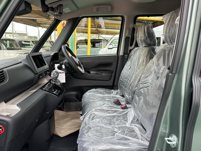 デリカミニ Ｔ　プレミアム　４ＷＤ　両側電動スライドドア　電動格納式ヒーテッドドアミラー　マイパイロット　ステアリングヒーター　デジタルルームミラー　アラウンドモニター　サーキュレーター　電動パーキングブレーキ　届出済未使用車（6枚目）