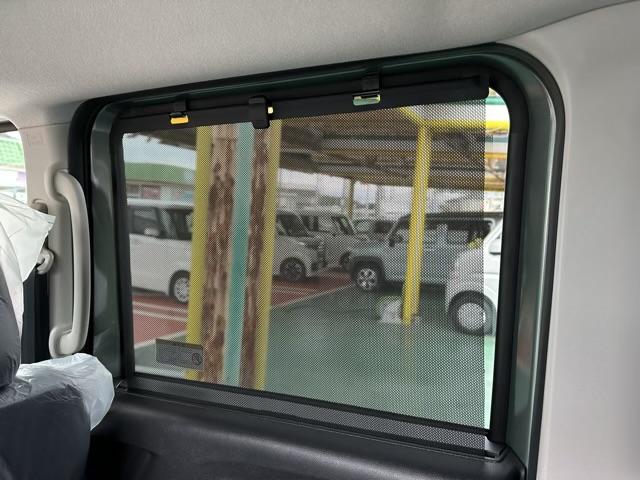 デリカミニ Ｔ　プレミアム　４ＷＤ　両側電動スライドドア　電動格納式ヒーテッドドアミラー　マイパイロット　ステアリングヒーター　デジタルルームミラー　アラウンドモニター　サーキュレーター　電動パーキングブレーキ　届出済未使用車（11枚目）