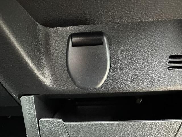 デリカミニ Ｔ　プレミアム　４ＷＤ　両側電動スライドドア　電動格納式ヒーテッドドアミラー　マイパイロット　ステアリングヒーター　デジタルルームミラー　アラウンドモニター　サーキュレーター　電動パーキングブレーキ　届出済未使用車（30枚目）