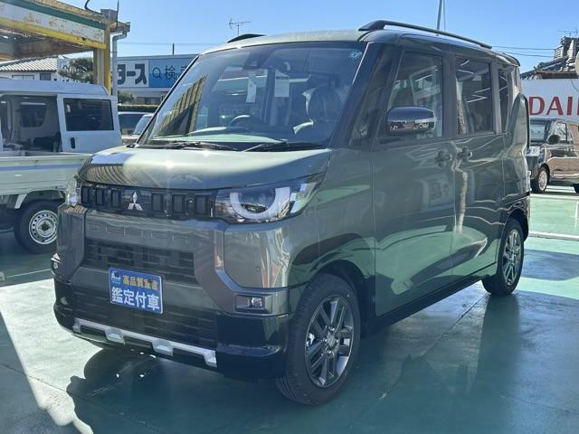 デリカミニ Ｔ　プレミアム　４ＷＤ　両側電動スライドドア　電動格納式ヒーテッドドアミラー　マイパイロット　ステアリングヒーター　デジタルルームミラー　アラウンドモニター　サーキュレーター　電動パーキングブレーキ　届出済未使用車（4枚目）