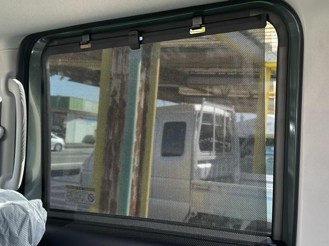 デリカミニ Ｔ　プレミアム　４ＷＤ　両側電動スライドドア　電動格納式ヒーテッドドアミラー　マイパイロット　ステアリングヒーター　デジタルルームミラー　アラウンドモニター　サーキュレーター　電動パーキングブレーキ　届出済未使用車（11枚目）