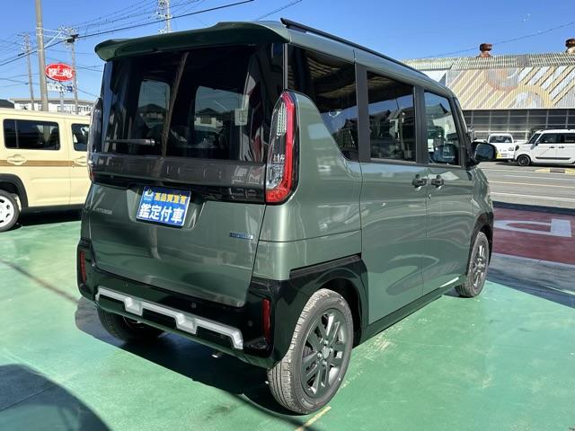 デリカミニ Ｔ　プレミアム　４ＷＤ　両側電動スライドドア　電動格納式ヒーテッドドアミラー　マイパイロット　ステアリングヒーター　デジタルルームミラー　アラウンドモニター　サーキュレーター　電動パーキングブレーキ　届出済未使用車（19枚目）