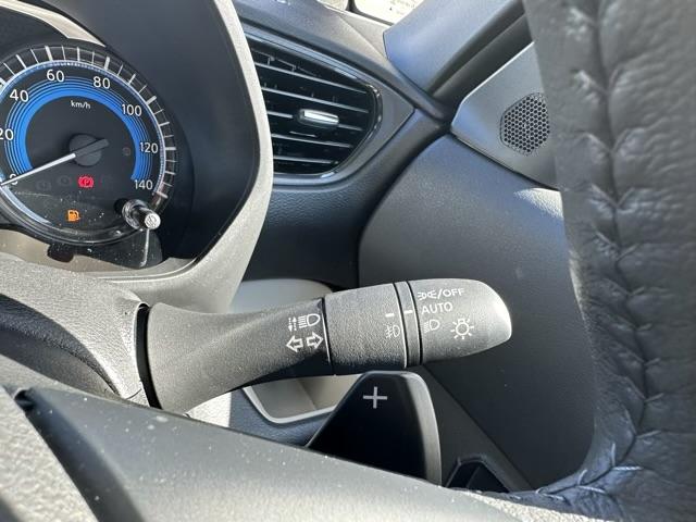 デリカミニ Ｔ　プレミアム　４ＷＤ　両側電動スライドドア　電動格納式ヒーテッドドアミラー　マイパイロット　ステアリングヒーター　デジタルルームミラー　アラウンドモニター　サーキュレーター　電動パーキングブレーキ　届出済未使用車（26枚目）
