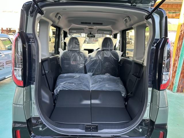 デリカミニ Ｇ　プレミアム　４ＷＤ　両側電動スライドドア　電動格納式ヒーテッドドアミラー　マイパイロット　ステアリングヒーター　デジタルルームミラー　アラウンドモニター　サーキュレーター　電動パーキングブレーキ　届出済未使用車（16枚目）