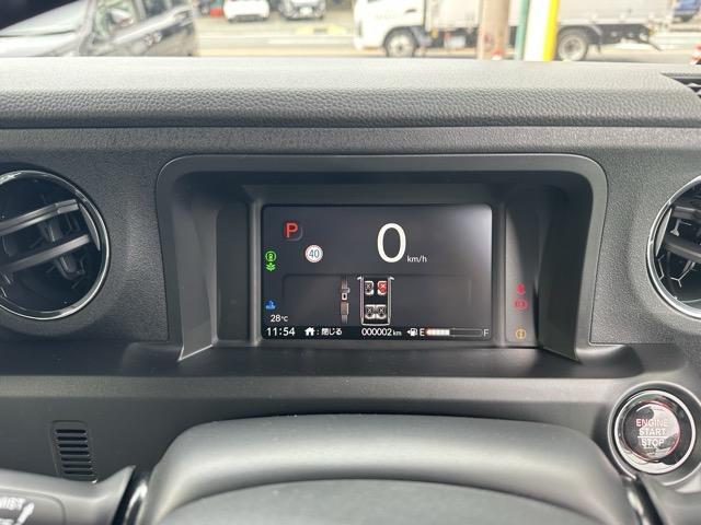 Ｎ－ＢＯＸカスタム ターボコーディネートスタイル　ホンダセンシング　ダイレクトプロジェクション式フルＬＥＤヘッドライト　ＬＥＤフォグランプ　両側パワースライドドア　電子制御パーキングブレーキ　シートヒーター　本革巻ステアリング　届出済未使用車（21枚目）