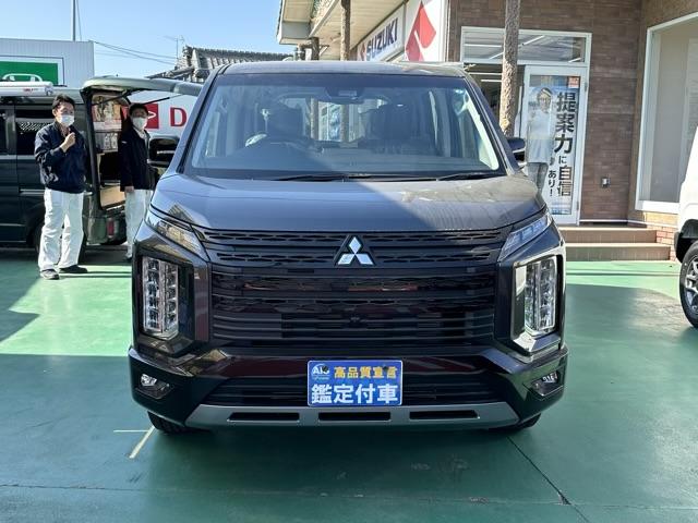 デリカＤ：５ シャモニー　７人乗り　特別仕様車　オリジナルナビ取付パッケージ装着車　ＣＨＡＭＯＮＩＸ専用装備／コンビネーションシート生地　木目調アクセントパネル　デカール　フロントグリル　アルミホイール（48枚目）