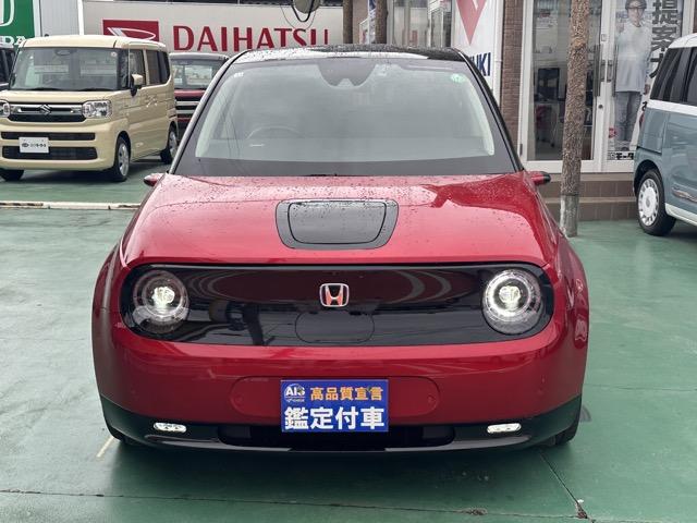 Ｈｏｎｄａ ｅ アドバンス　ホンダセンシング　ＬＥＤヘッドランプ　ワイドスクリーンＨｏｎｄａＣＯＮＮＥＣＴディスプレー＋ＥＴＣ２．０　プレミアムサウンドシステム　マルチビューカメラ　センターカメラミラーシステム　スカイルーフ（34枚目）