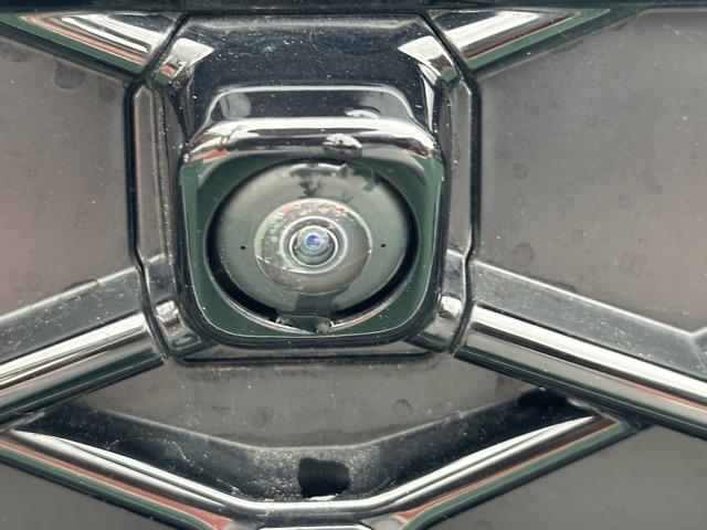 スイフト ハイブリッドＭＺ　全方位カメラ付ナビゲーション　スマートキー　ＬＥＤヘッドライト　オートエアコン　シートヒーター　電気式パーキングブレーキ　ＵＳＢ充電ソケット　革巻きハンドル　オートクルーズコントロール　登録済未使用車（29枚目）