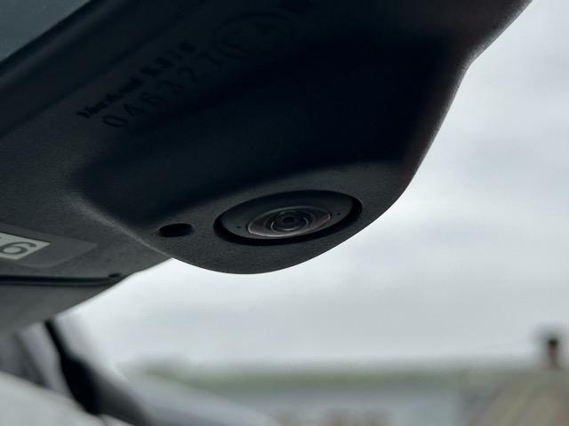 スイフト ハイブリッドＭＺ　全方位カメラ付ナビゲーション　スマートキー　ＬＥＤヘッドライト　オートエアコン　シートヒーター　電気式パーキングブレーキ　ＵＳＢ充電ソケット　革巻きハンドル　オートクルーズコントロール　登録済未使用車（31枚目）