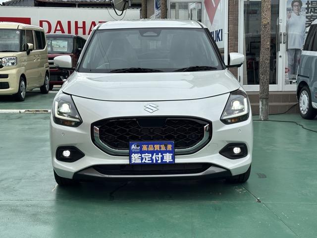 スイフト ハイブリッドＭＺ　全方位カメラ付ナビゲーション　スマートキー　ＬＥＤヘッドライト　オートエアコン　シートヒーター　電気式パーキングブレーキ　ＵＳＢ充電ソケット　革巻きハンドル　オートクルーズコントロール　登録済未使用車（32枚目）