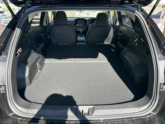 インプレッサ ＳＴ－Ｇ　２ＷＤ　純正ナビゲーション　全方位カメラ　スマートキー　ＬＥＤヘッドライト　フルオートエアコン　革巻きハンドル　オートクルーズコントロール　フォグランプ　オートライト　ＵＳＢ充電ソケット（13枚目）